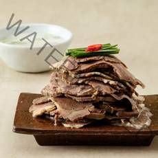 진한 간편수육 곰국 사골곰탕 전골 고기 300g
