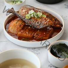 에라토 옳음 접시, 화이트