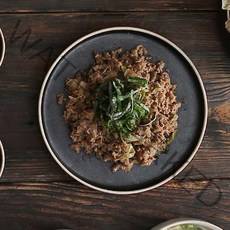 에라토 옳음 접시, 블랙