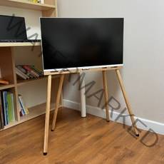 울프캠핑 삼성 M5 거치대 27인치 32인치 스마트모니터 우드 스탠드