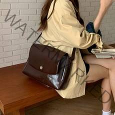 연이랜드 오리지널 스퀘어 가죽 크로스백 숄더백